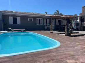 Casa com piscina para 6 pessoas